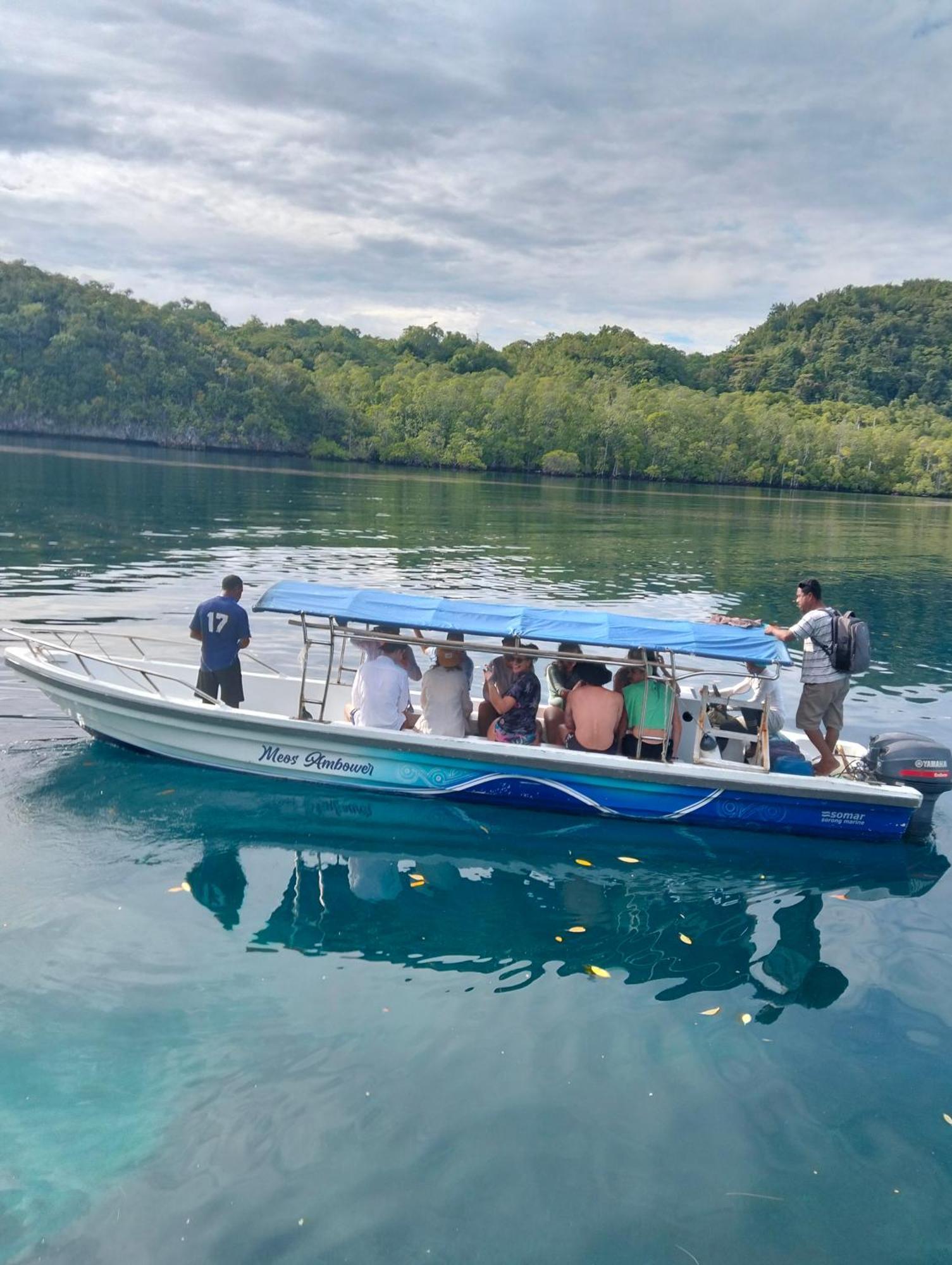 Ambower Homestay Raja Ampat Fam Luaran gambar
